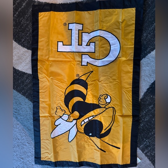 Georgia tech yard flag - Picture 2 of 2